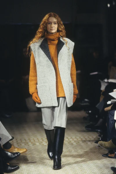 Look 37